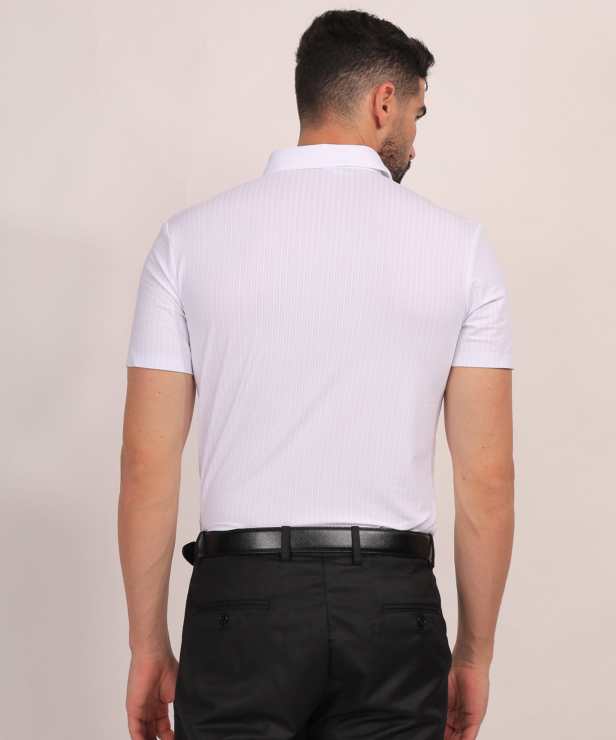 White Stitchless Textured Short Sleeve Shirt