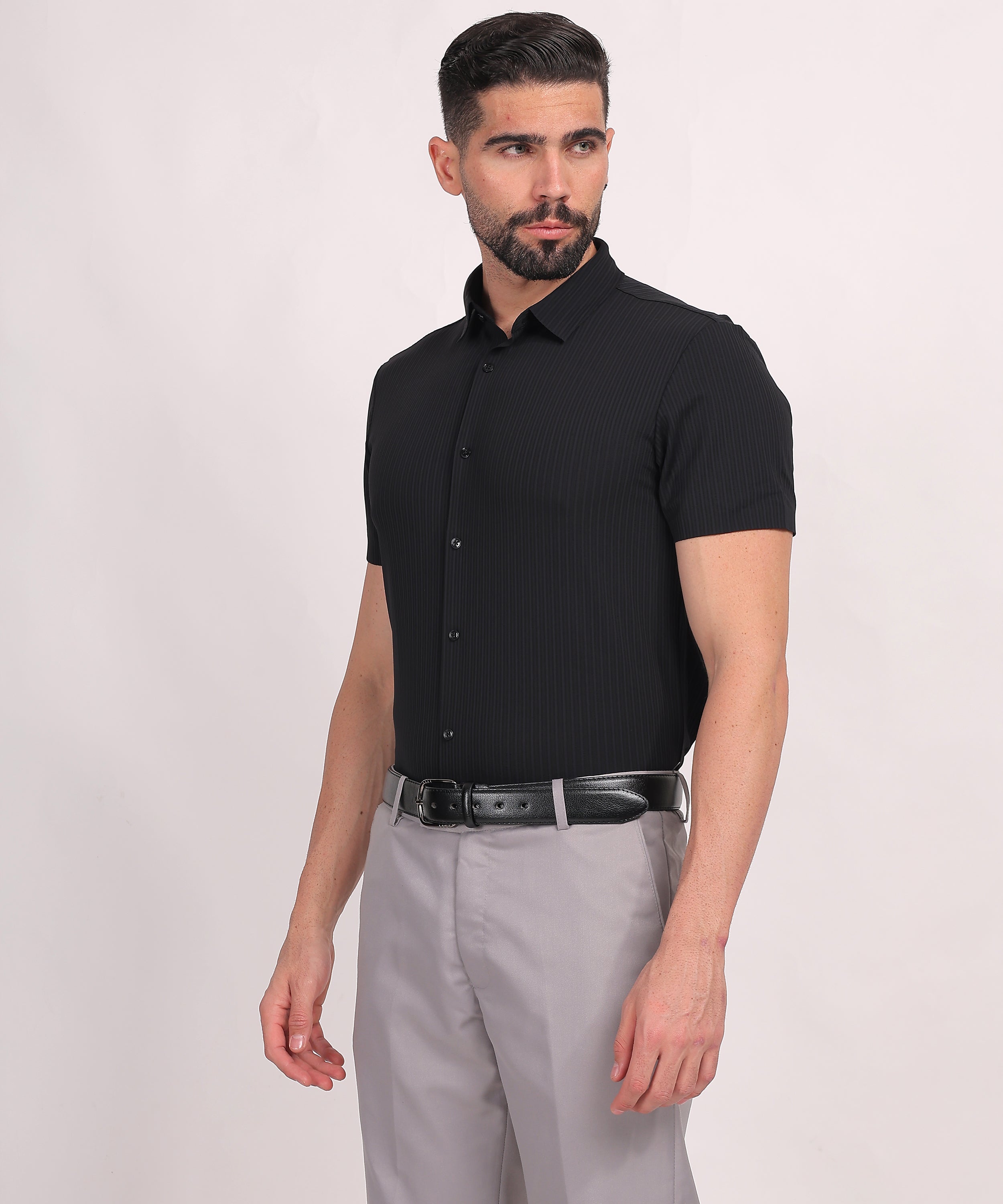 Black Stitchless Textured Short Sleeve Shirt